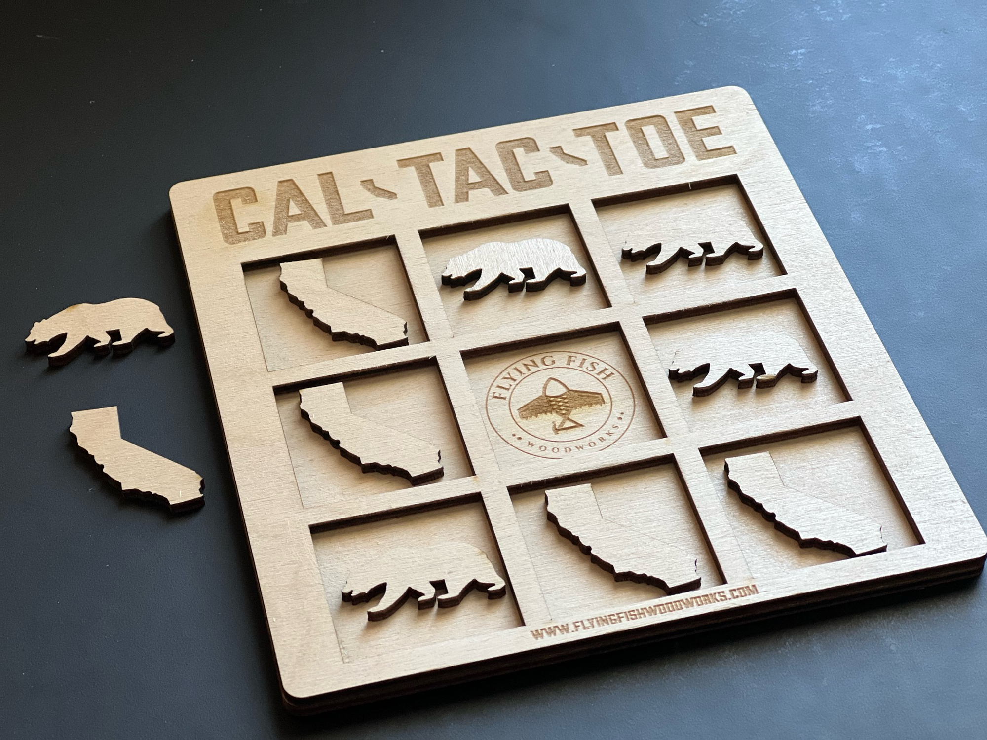 California Themed Cal-Tac-Toe (Tic Tac Toe)